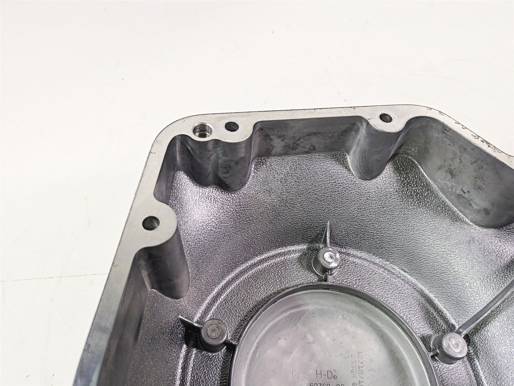 2017 Harley FLS Softail Slim Outer Primary Drive Clutch Cover 60784-06A {{ shop.shopifyCountryName }} - Mototech271