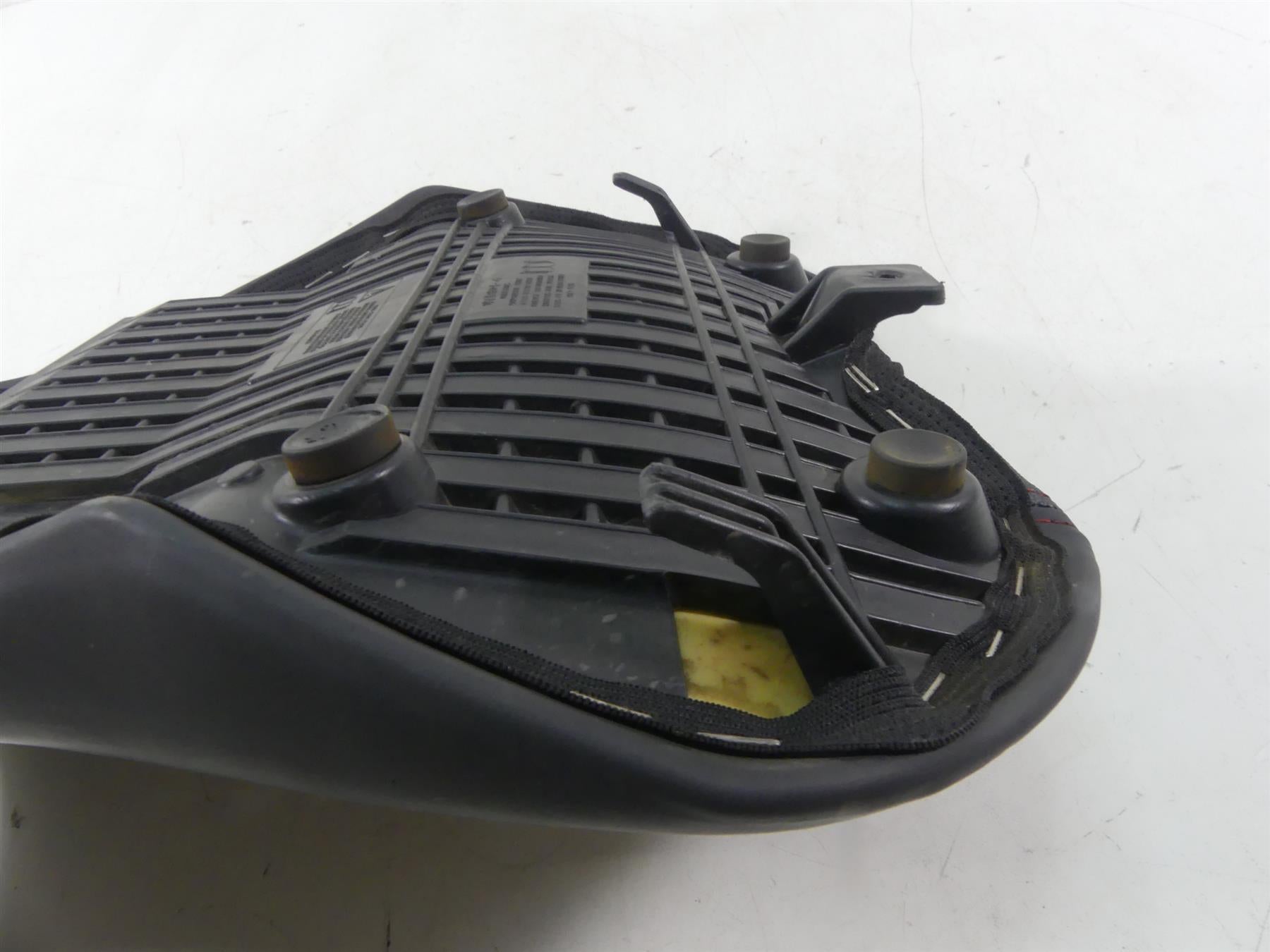 2019 Triumph Street Triple 765R Nice Front Driver Seat Saddle T2308428 {{ shop.shopifyCountryName }} - Mototech271
