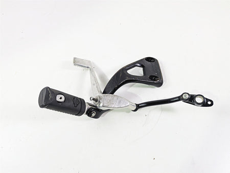 2020 Harley Softail FXST Standard Right Footpeg & Brake Pedal 50600288 50600310 {{ shop.shopifyCountryName }} - Mototech271
