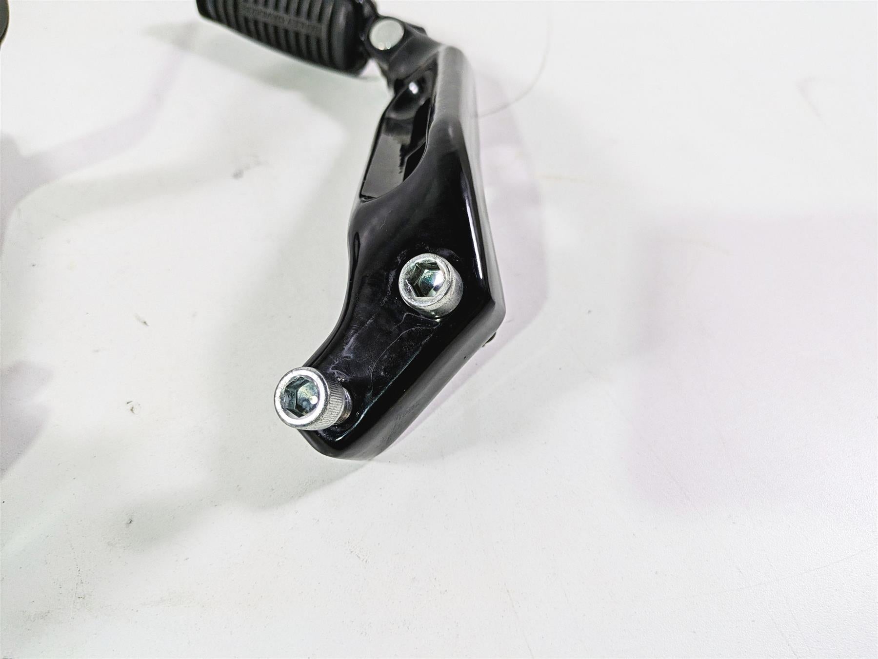 2009 Harley XR1200 Sportster Rear Passenger Foot Peg Rest Set 51049-08 51048-08 {{ shop.shopifyCountryName }} - Mototech271