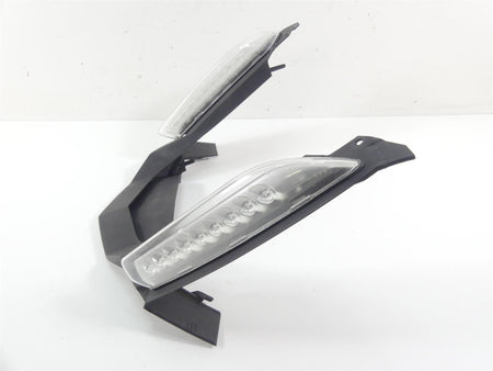 2014 BMW K1600 GTL K48 Front Blinker Turn Signal + Mount 63137717871 {{ shop.shopifyCountryName }} - Mototech271