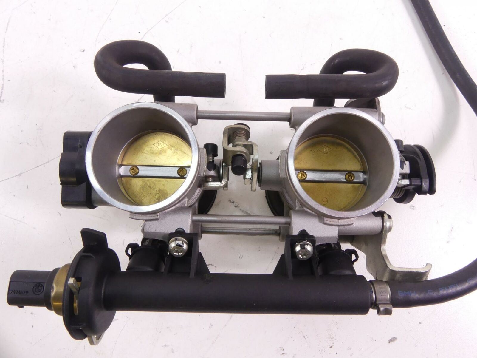 2010 BMW F800GS K72 Throttle Body Bodies Fuel Gas Petrol Injection 13547728355 {{ shop.shopifyCountryName }} - Mototech271