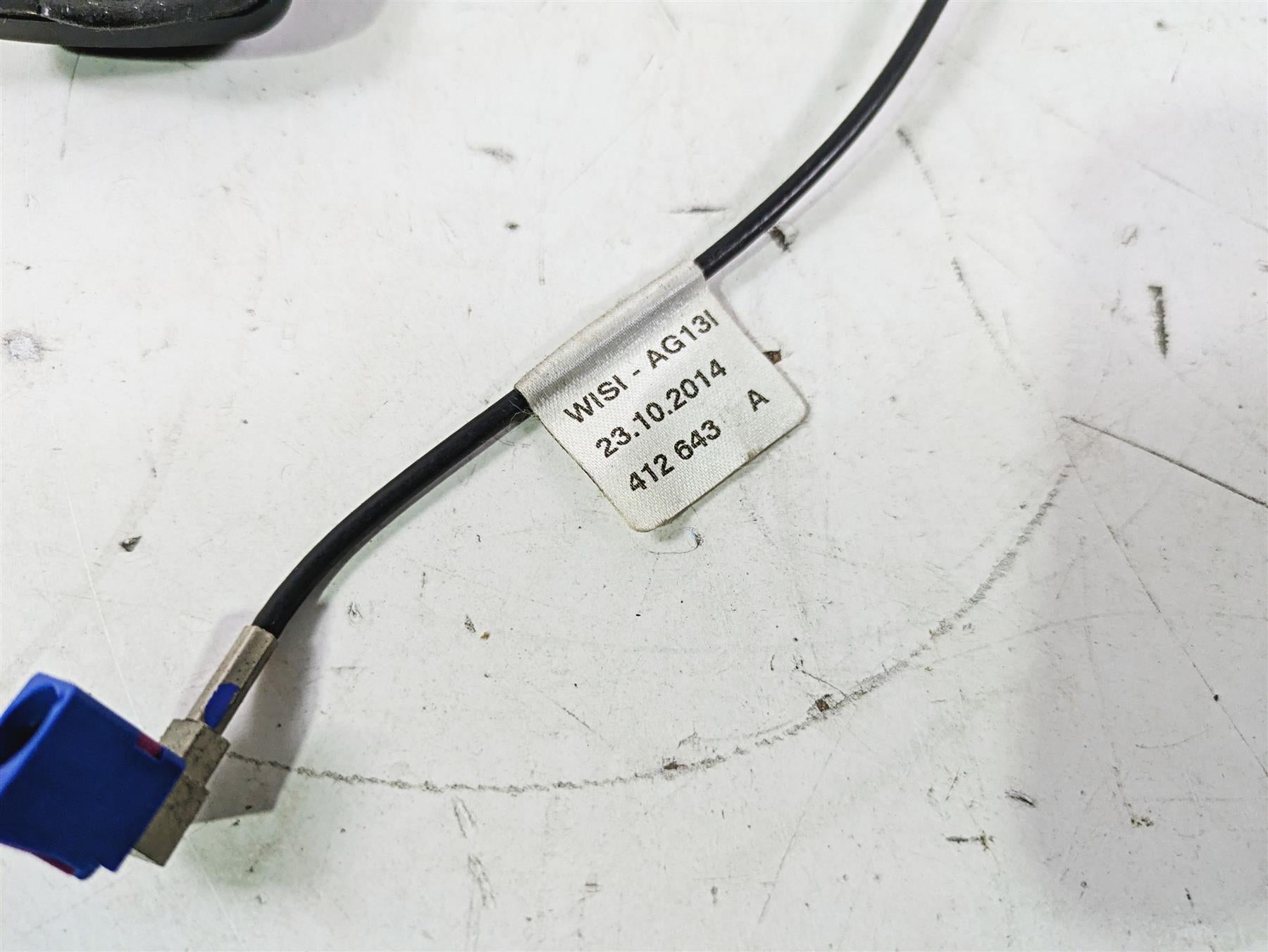 2015 Harley Touring FLHTKL E -Glide Low Gps Antenna Wiring 76000222 {{ shop.shopifyCountryName }} - Mototech271