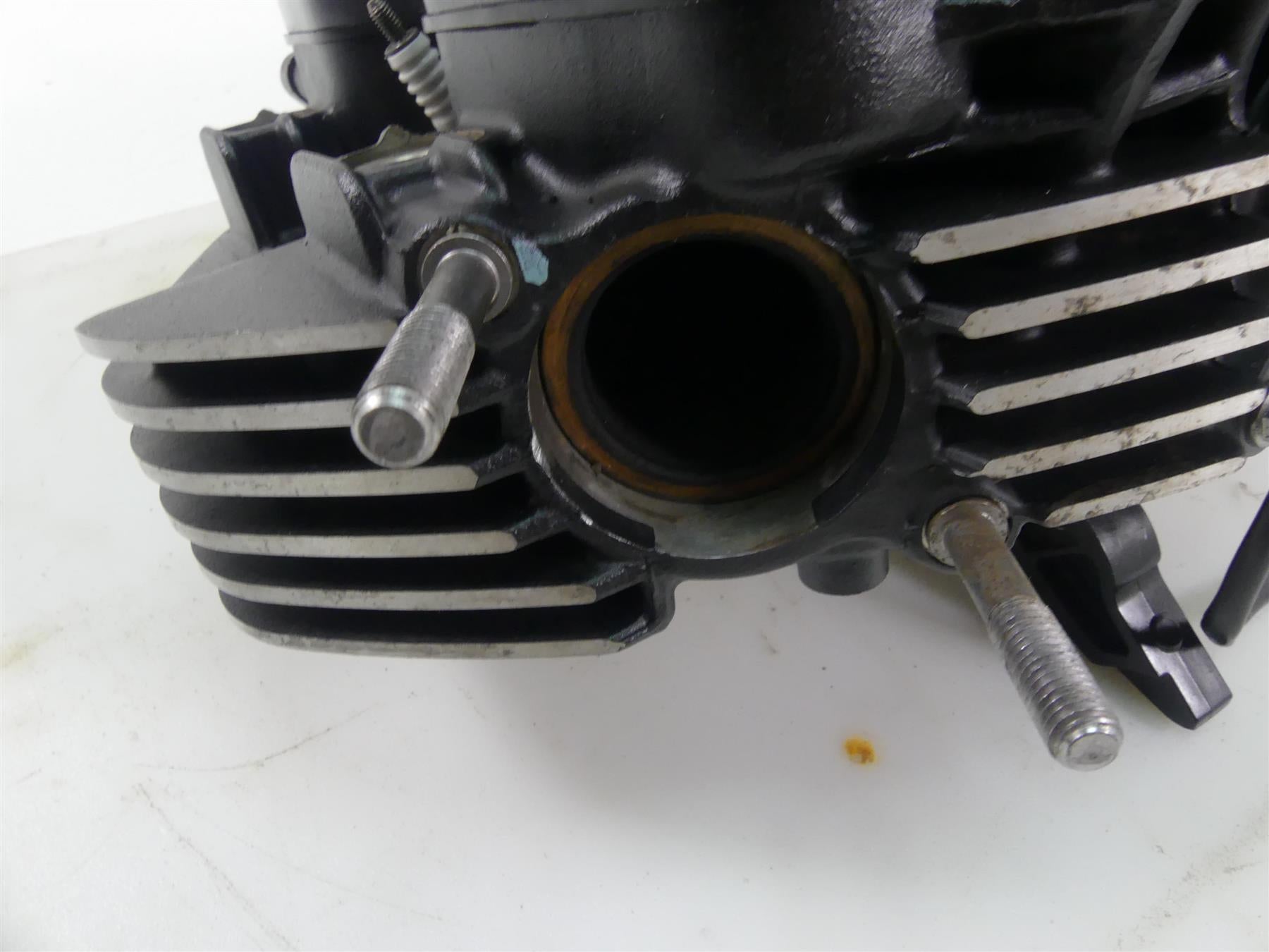 2017 Triumph Thruxton 1200 R Cylinderhead Cylinder Head 4K T1156014 {{ shop.shopifyCountryName }} - Mototech271