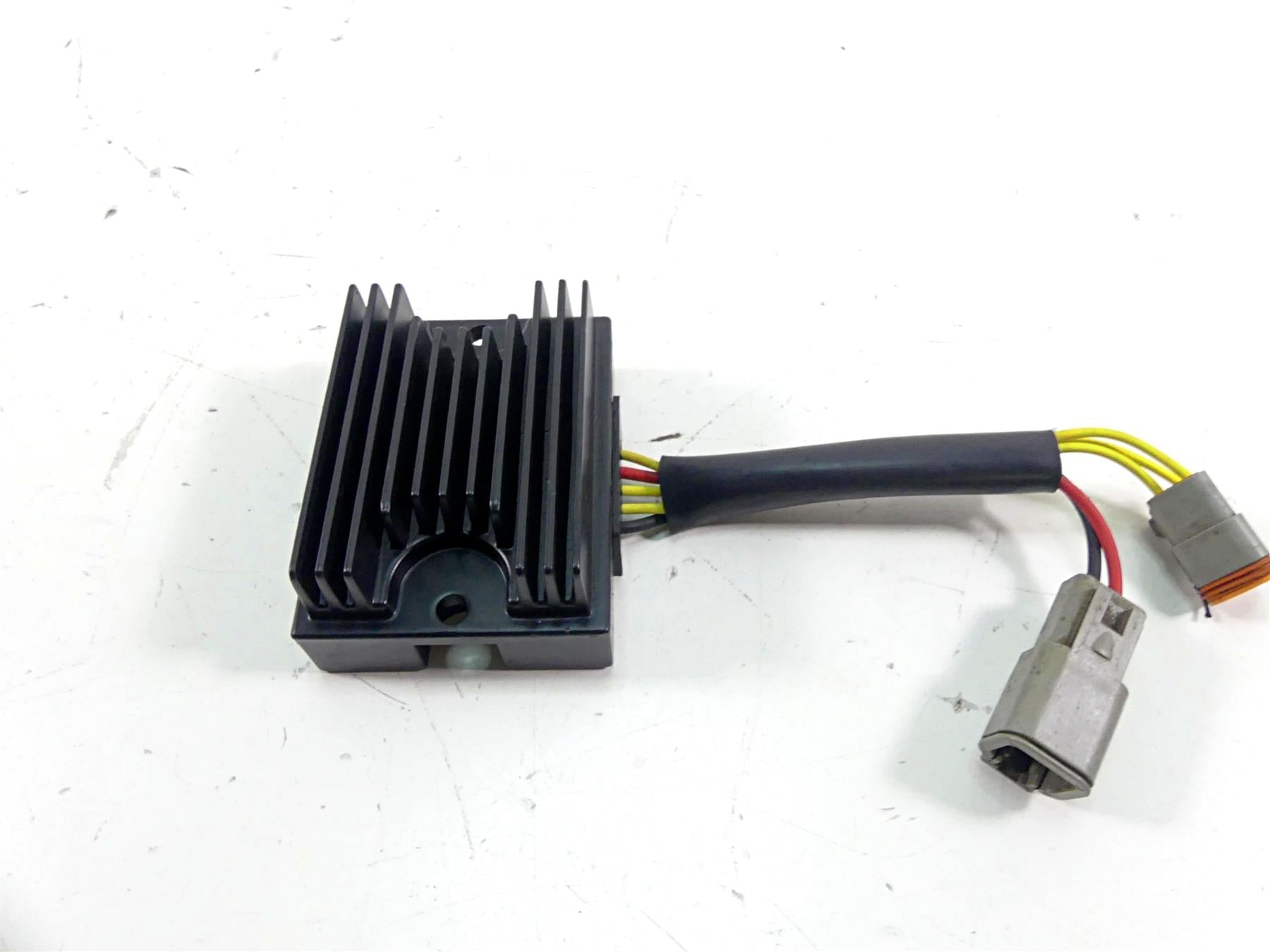 2005 Seadoo 3D RFI Rectifier Voltage Regulator 278001969 {{ shop.shopifyCountryName }} - Mototech271