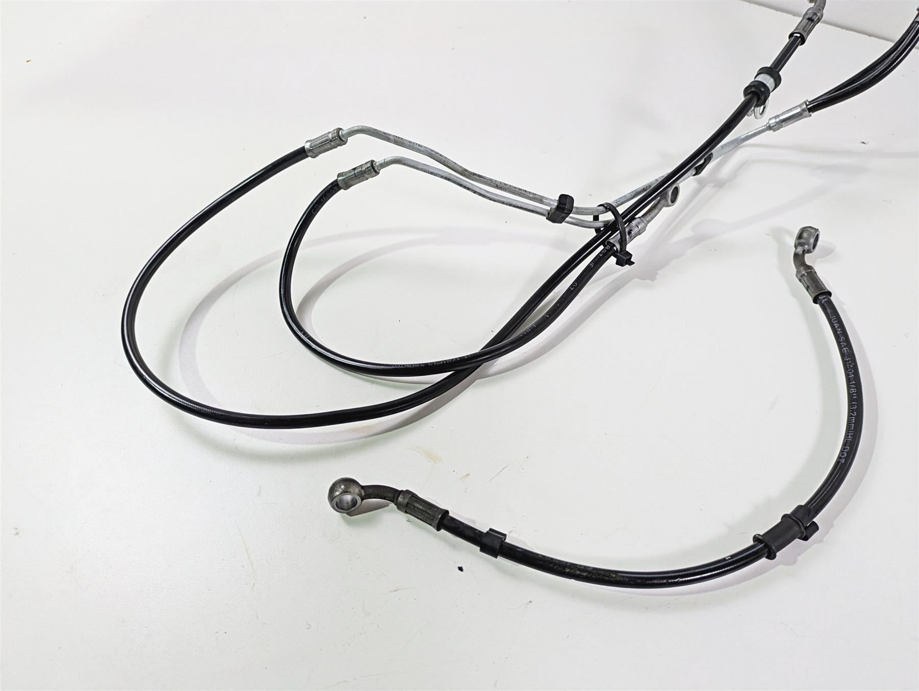 2022 Ducati Hypermotard 950 Front Abs Brake Line Set 61811511A 61811501A {{ shop.shopifyCountryName }} - Mototech271