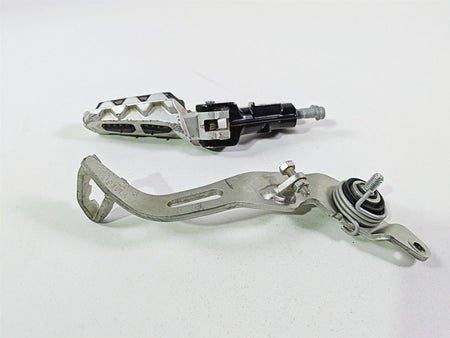 2018 Ducati Scrambler Desert Sled 800 Right Footpeg & Brake Pedal 82413311BA {{ shop.shopifyCountryName }} - Mototech271