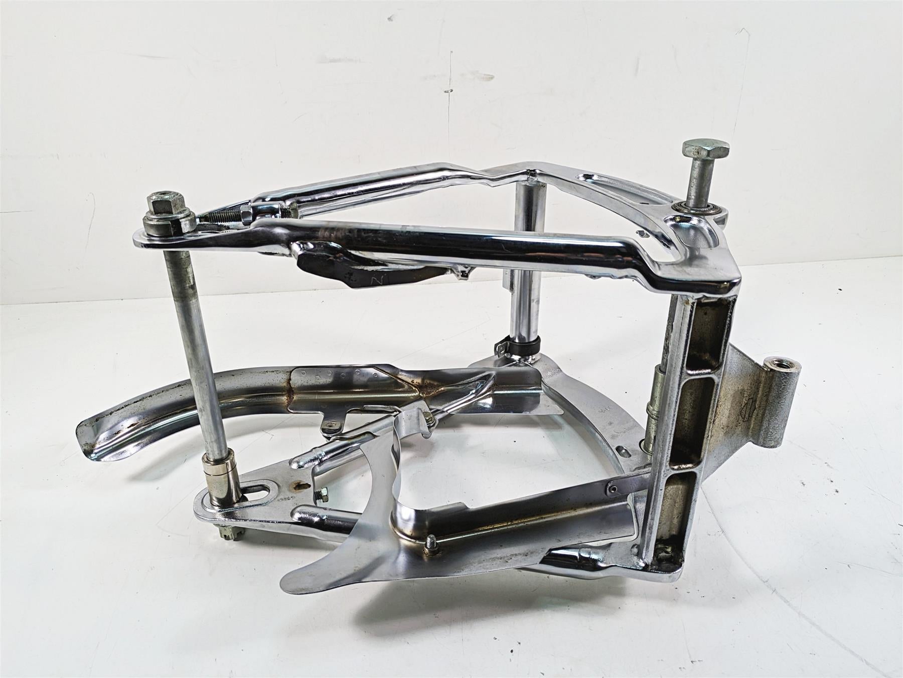 2006 Harley Softail FXSTSI Springer Rear Chrome Swingarm 200mm 47614-06 {{ shop.shopifyCountryName }} - Mototech271