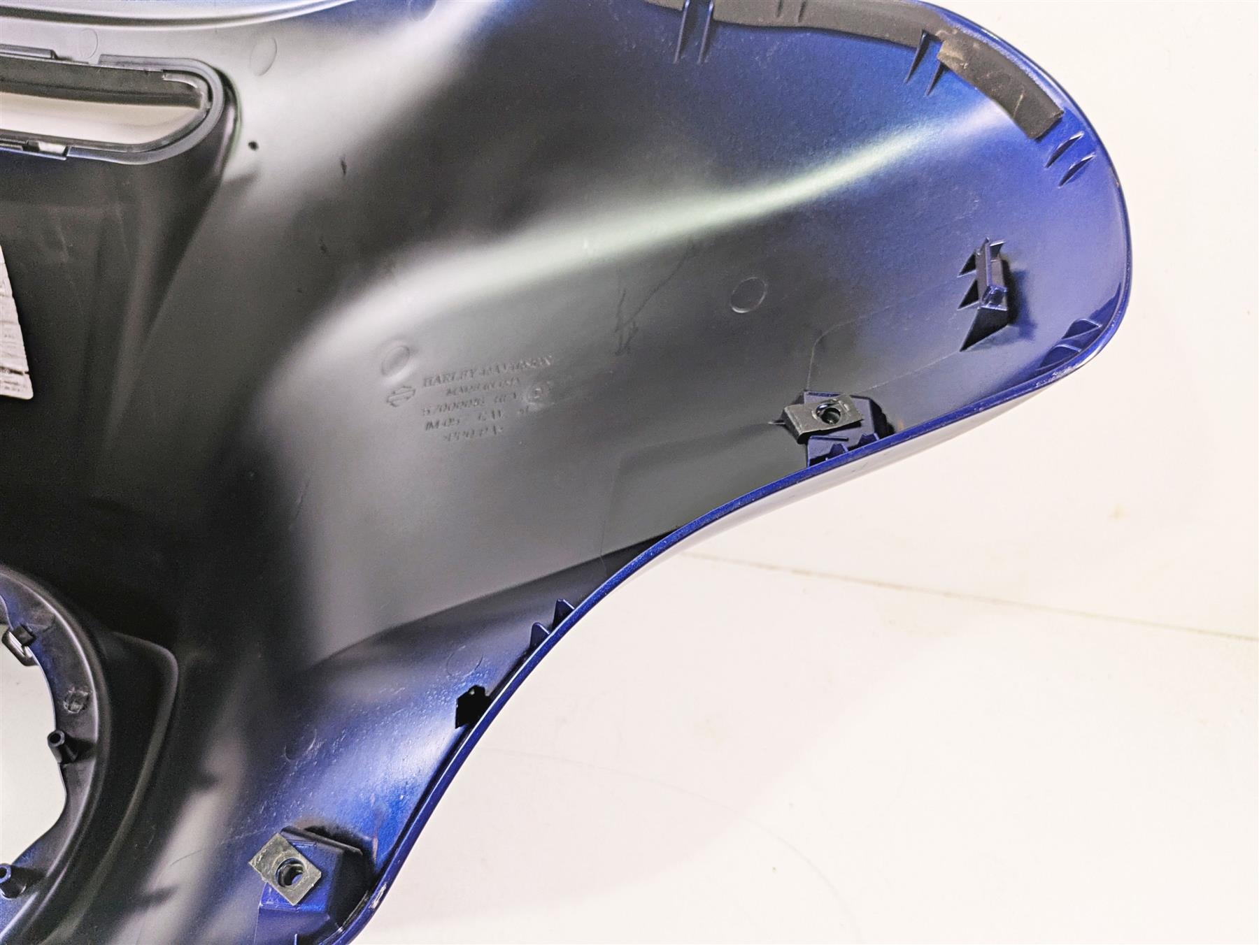 2015 Harley Touring FLHTKL Electra Glide Front Outer Nose Fairing Cover 57000383 {{ shop.shopifyCountryName }} - Mototech271