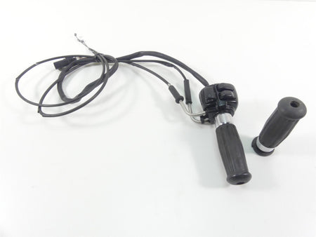 2008 Harley Softail FLSTSB Cross Bones Right Control Switch Throttle 71684-06 {{ shop.shopifyCountryName }} - Mototech271