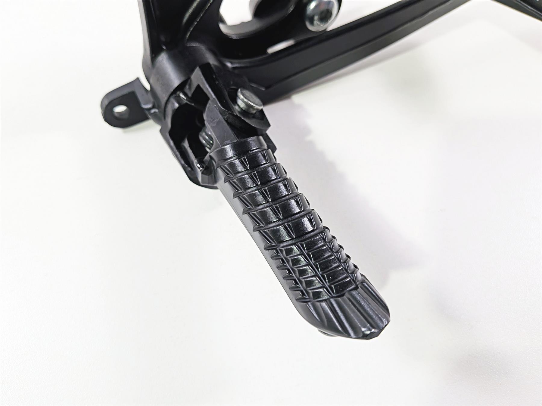 2024 Suzuki GSXR600 Right Front Footpeg Brake Pedal Set Rearset 43511-14J10 {{ shop.shopifyCountryName }} - Mototech271