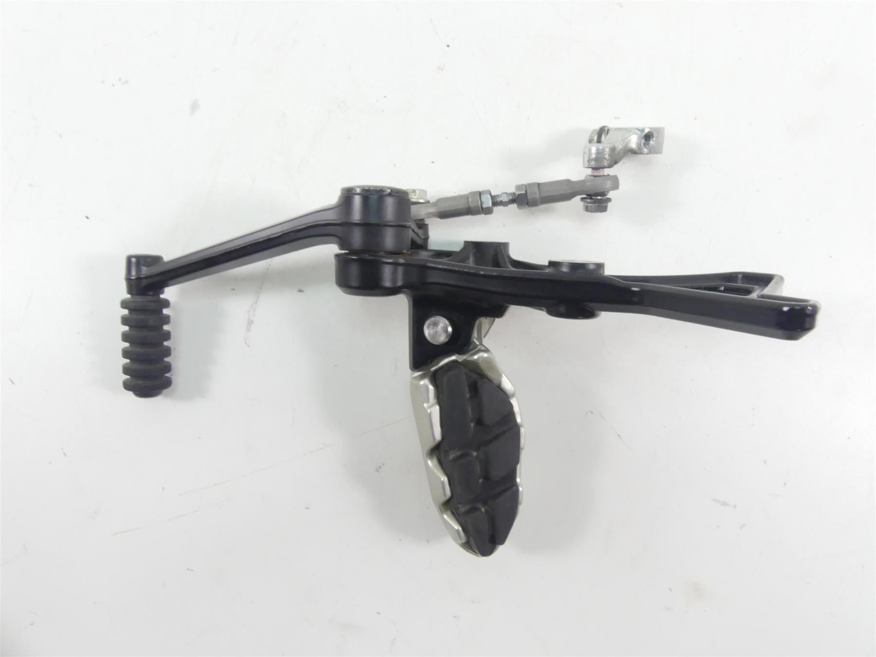 2022 Indian FTR1200 S Left Foot Peg & Shifter Lever Set 1025612 5143343 5143353 {{ shop.shopifyCountryName }} - Mototech271