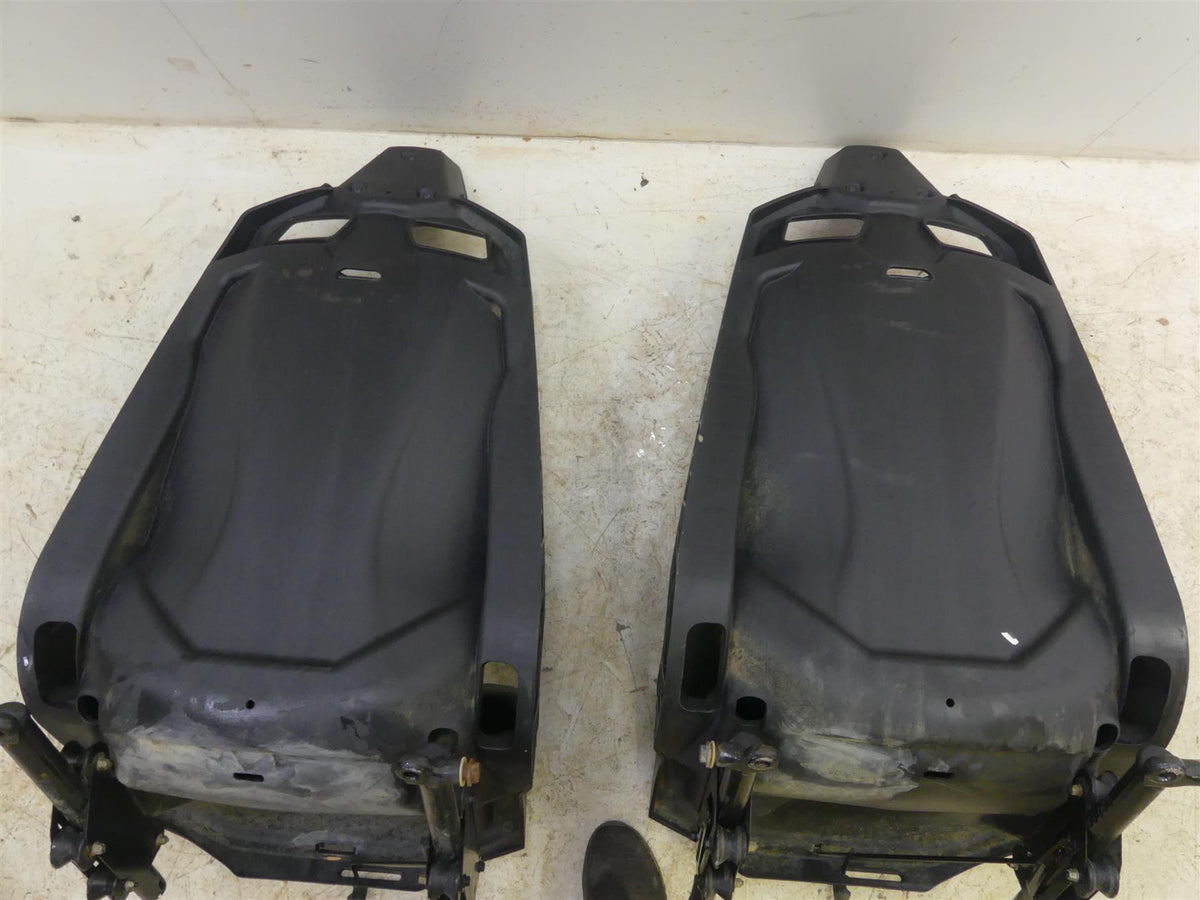 2018 Can Am Maverick X3 Turbo STD Driver Rider Passenger Seat Set 708002065 {{ shop.shopifyCountryName }} - Mototech271