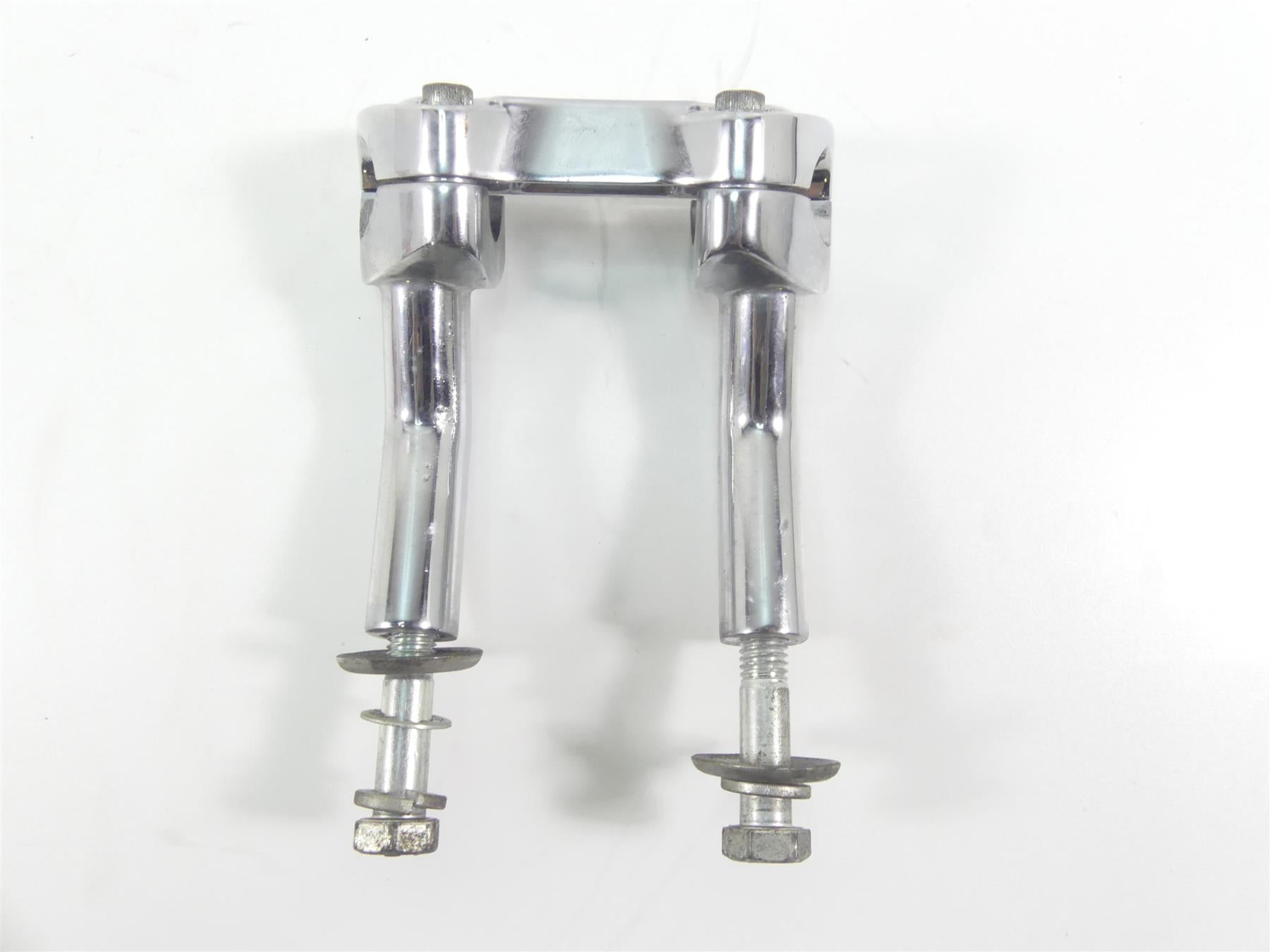 1999 Harley Dyna FXDL Low Rider Handlebar 4.5" Riser Holder Clamps 56119-77A {{ shop.shopifyCountryName }} - Mototech271
