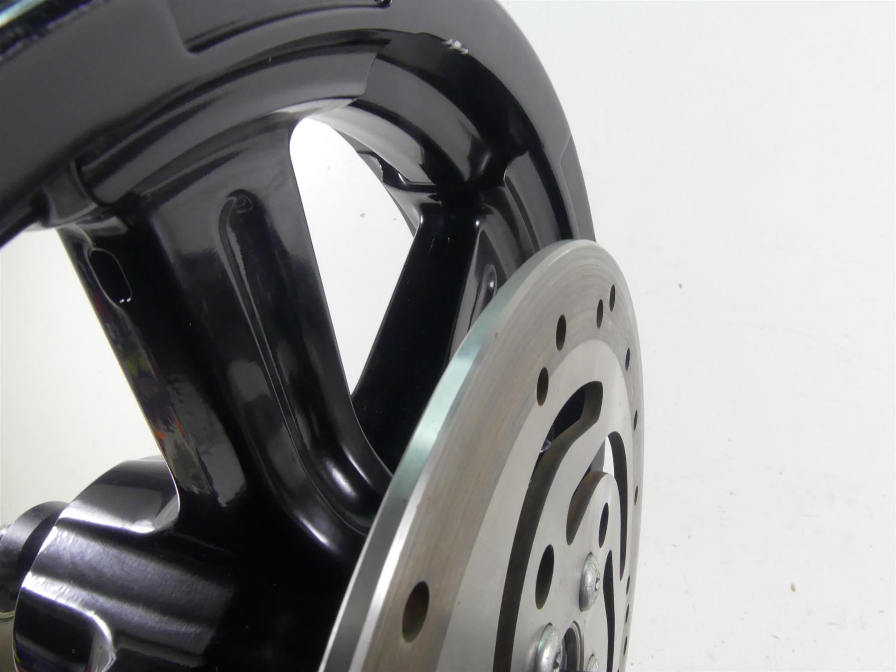 2022 Harley Softail FXBBS Street Bob Straight 16x3 Rear Wheel Rim 40900920 {{ shop.shopifyCountryName }} - Mototech271