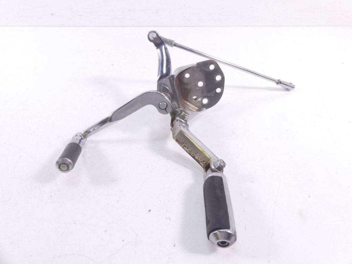 1995 Harley FXSTS Softail Springer Left Footpeg Foot Peg + Shifter Set 33683-90A {{ shop.shopifyCountryName }} - Mototech271