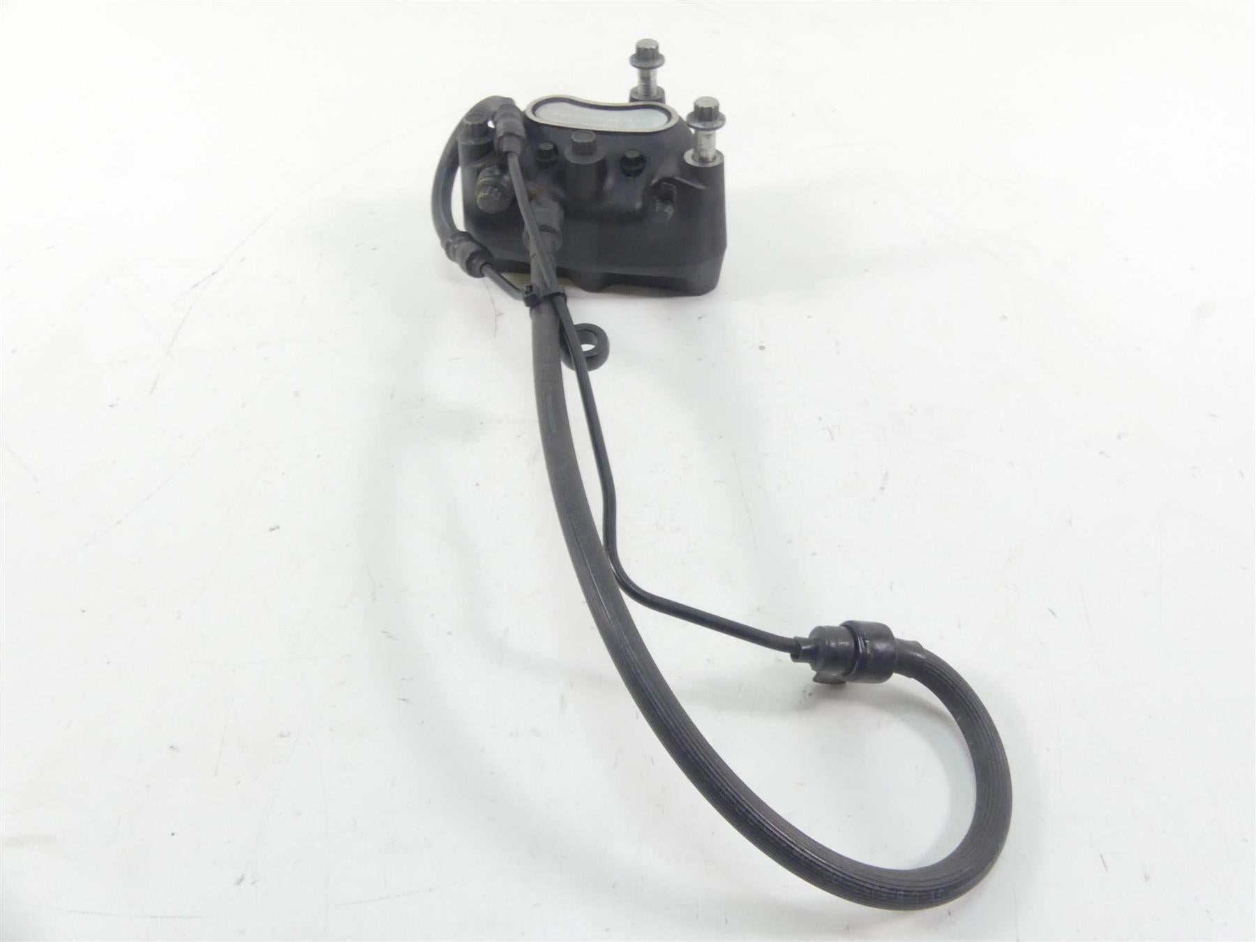 2005 Harley Dyna FXDLI Low Rider Front Brake Caliper & Line 44046-00D {{ shop.shopifyCountryName }} - Mototech271
