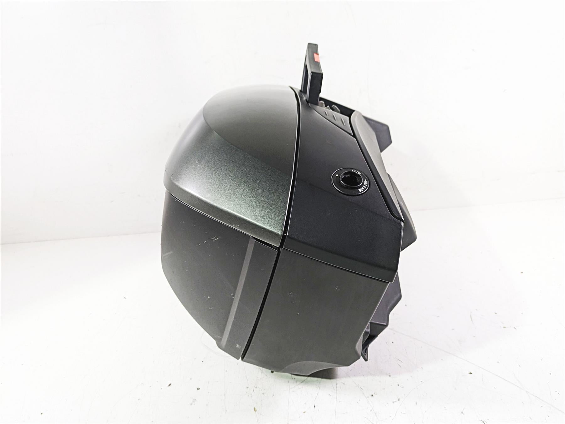 2014 BMW R1200 RT RTW K52 Right Saddlebag Saddle Bag Case 46547728664 {{ shop.shopifyCountryName }} - Mototech271