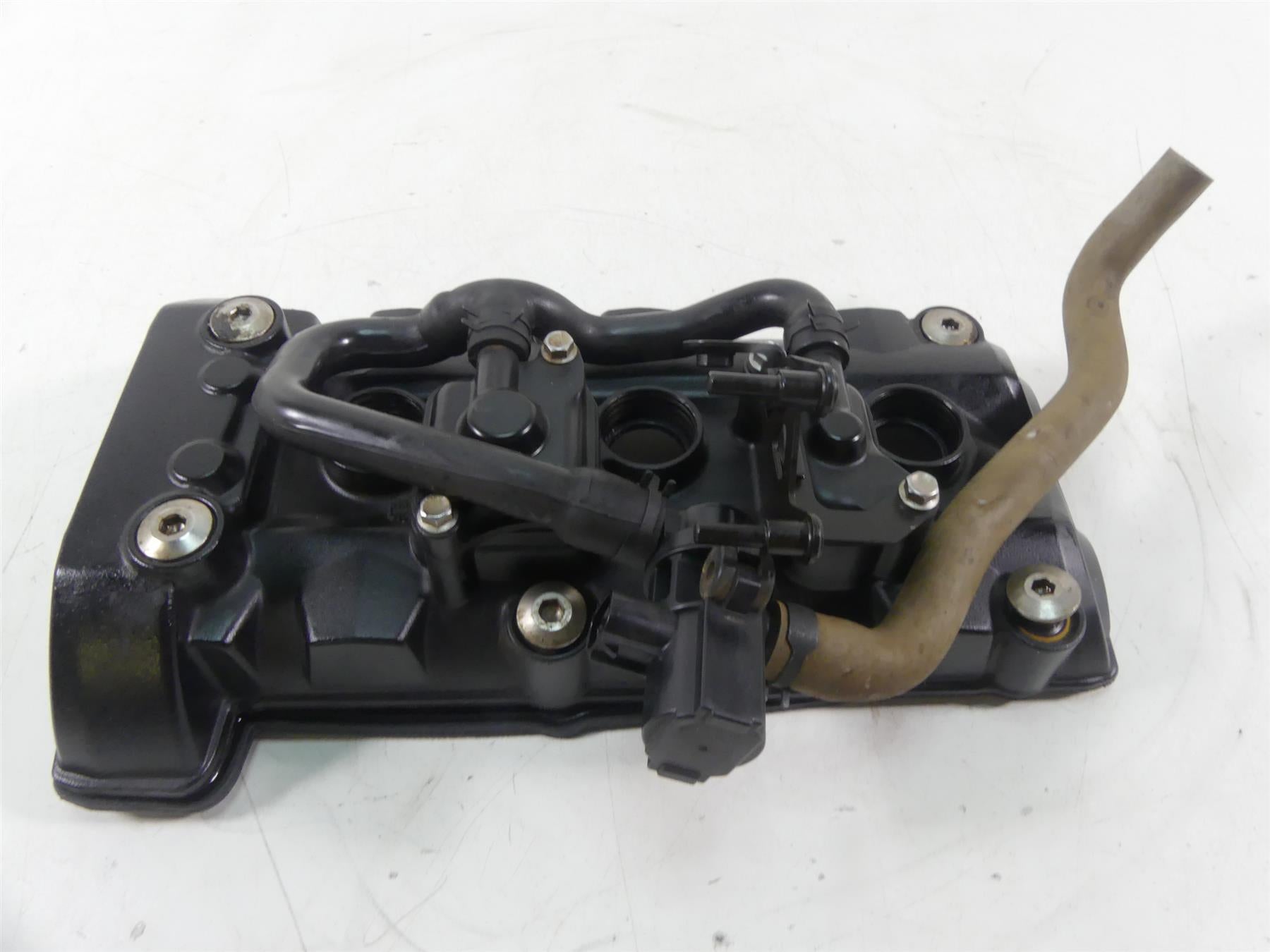 2019 Triumph Street Triple 765R Cylinderhead Valve Cover T1260251 {{ shop.shopifyCountryName }} - Mototech271