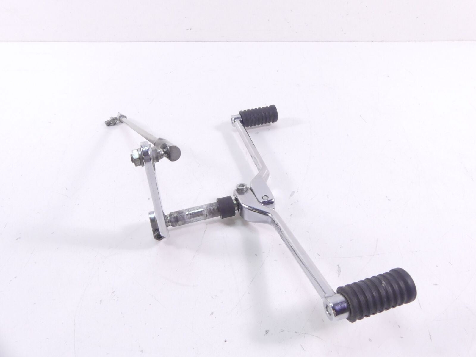 2009 Harley Touring FLHTCU Electra Glide Shifter Gear Shift Pedal Set 33895-82E {{ shop.shopifyCountryName }} - Mototech271