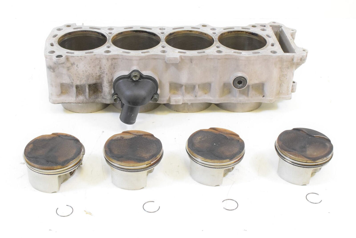 2005 Suzuki GSX1300 R Hayabusa Nice Jug Cylinder Pistons 18K 11210-24F00-0F0 {{ shop.shopifyCountryName }} - Mototech271