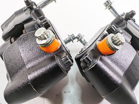 2009 Harley Dyna FXDFSE CVO Fat Bob Front Brake Caliper Set 44046-08 44047-08 {{ shop.shopifyCountryName }} - Mototech271