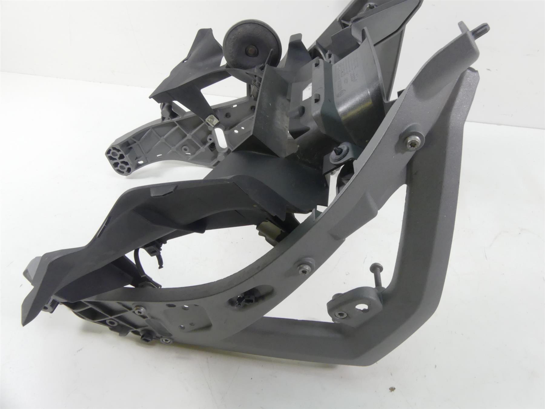 2014 BMW R1200GS K50 Front Headlight Fairing Carrier Stay Set 46638528673 {{ shop.shopifyCountryName }} - Mototech271