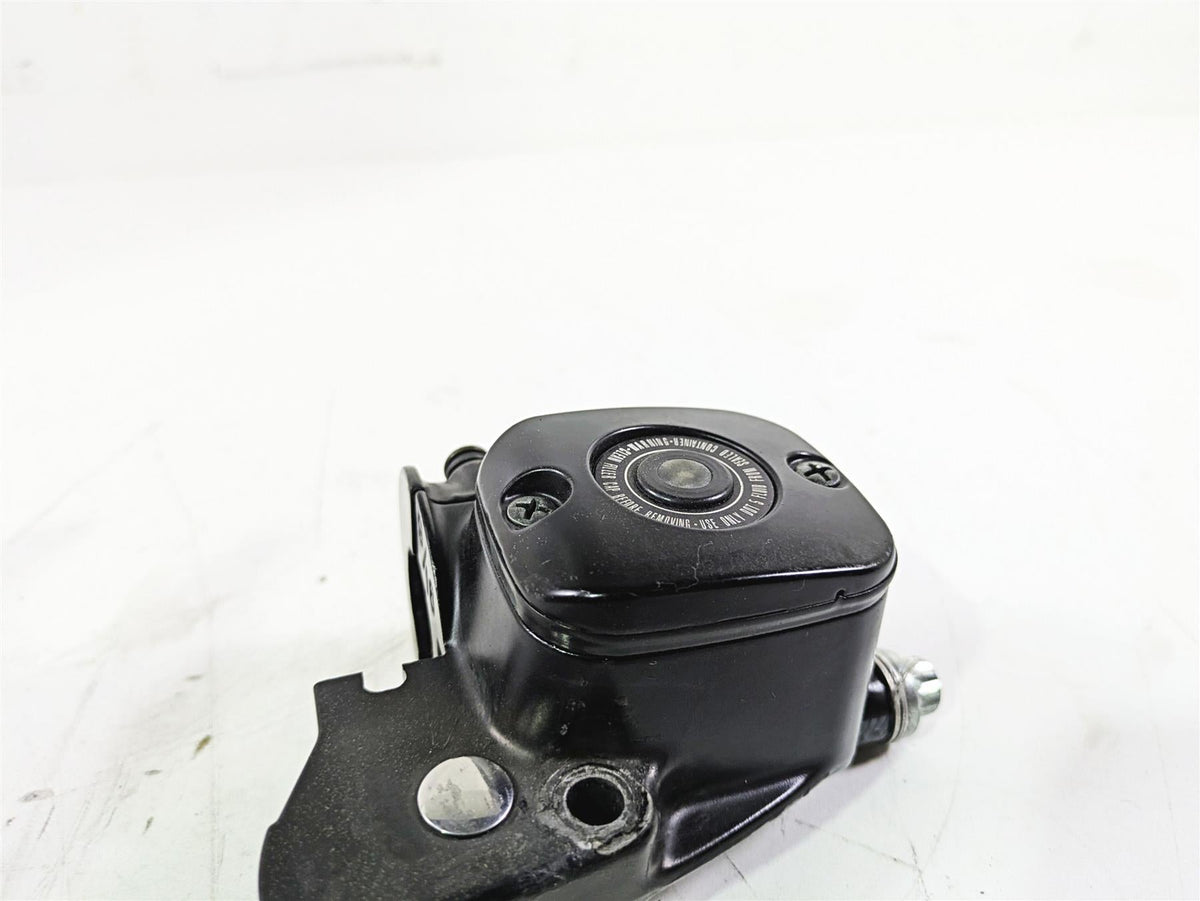 2002 Harley Dyna FXDL Low Rider Front Brake Master Cylinder 9/16" 45019-96F {{ shop.shopifyCountryName }} - Mototech271