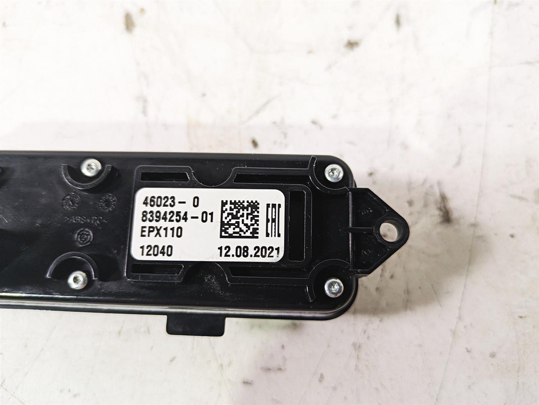 2022 BMW R1250 RT K052 4 Button Audio Control Panel 65148394254 {{ shop.shopifyCountryName }} - Mototech271