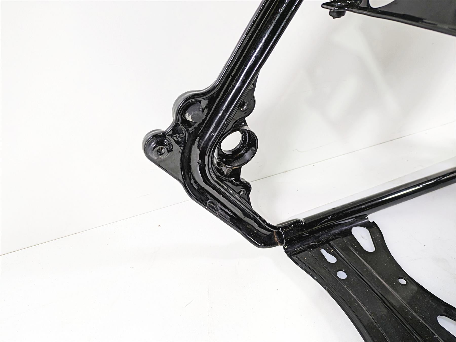 2020 Harley Touring FLHT Electra Glide Straight M8 Frame Chassis With Florida Salvage Title - 47000344 {{ shop.shopifyCountryName }} - Mototech271