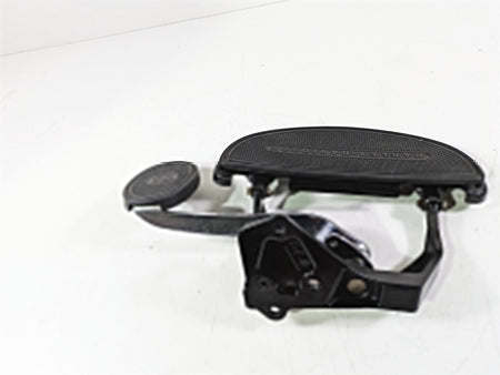 2008 Harley FLSTSB Cross Bones Right Floorboard & Brake Pedal Set 50600026 {{ shop.shopifyCountryName }} - Mototech271
