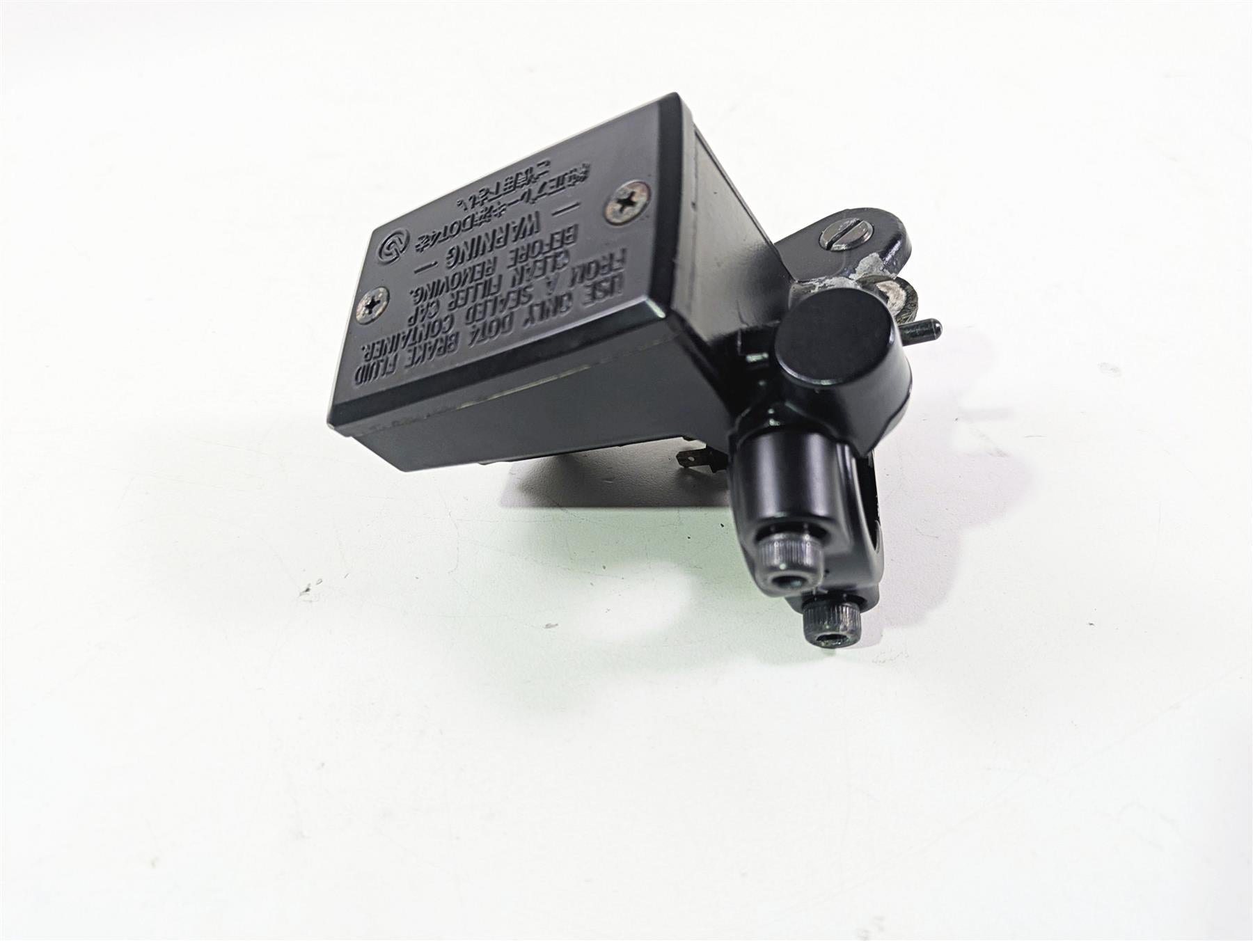 2009 Yamaha FZ1 FZS10 Fazer Brembo Front Brake Master Cylinder 3C3-W2587-00-00 {{ shop.shopifyCountryName }} - Mototech271
