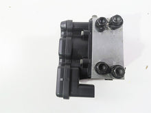 Load image into Gallery viewer, 2010 Harley Touring FLHXSE CVO Street Glide Abs Brake Pump Module 40601-08A
