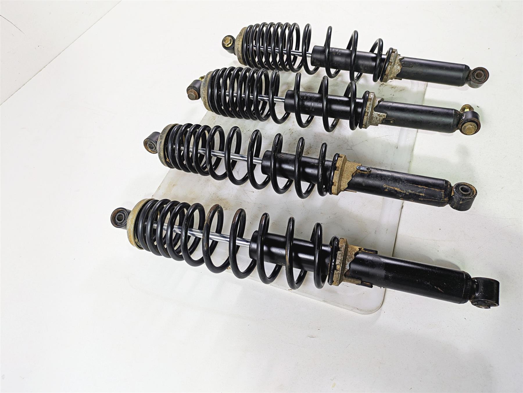 2011 Can-Am Outlander 650 4X4 XT Front Rear Shock Set - Read 706201110 706000792 {{ shop.shopifyCountryName }} - Mototech271