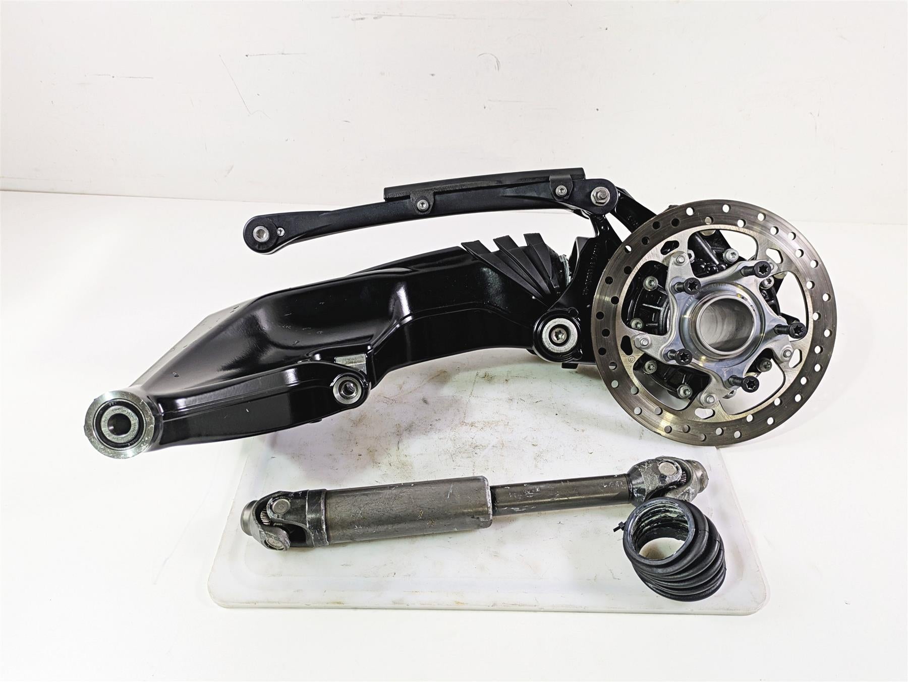 2022 BMW RnineT Pure K22 Differential Swingarm Drive Shaft 32/11 33118405267 {{ shop.shopifyCountryName }} - Mototech271