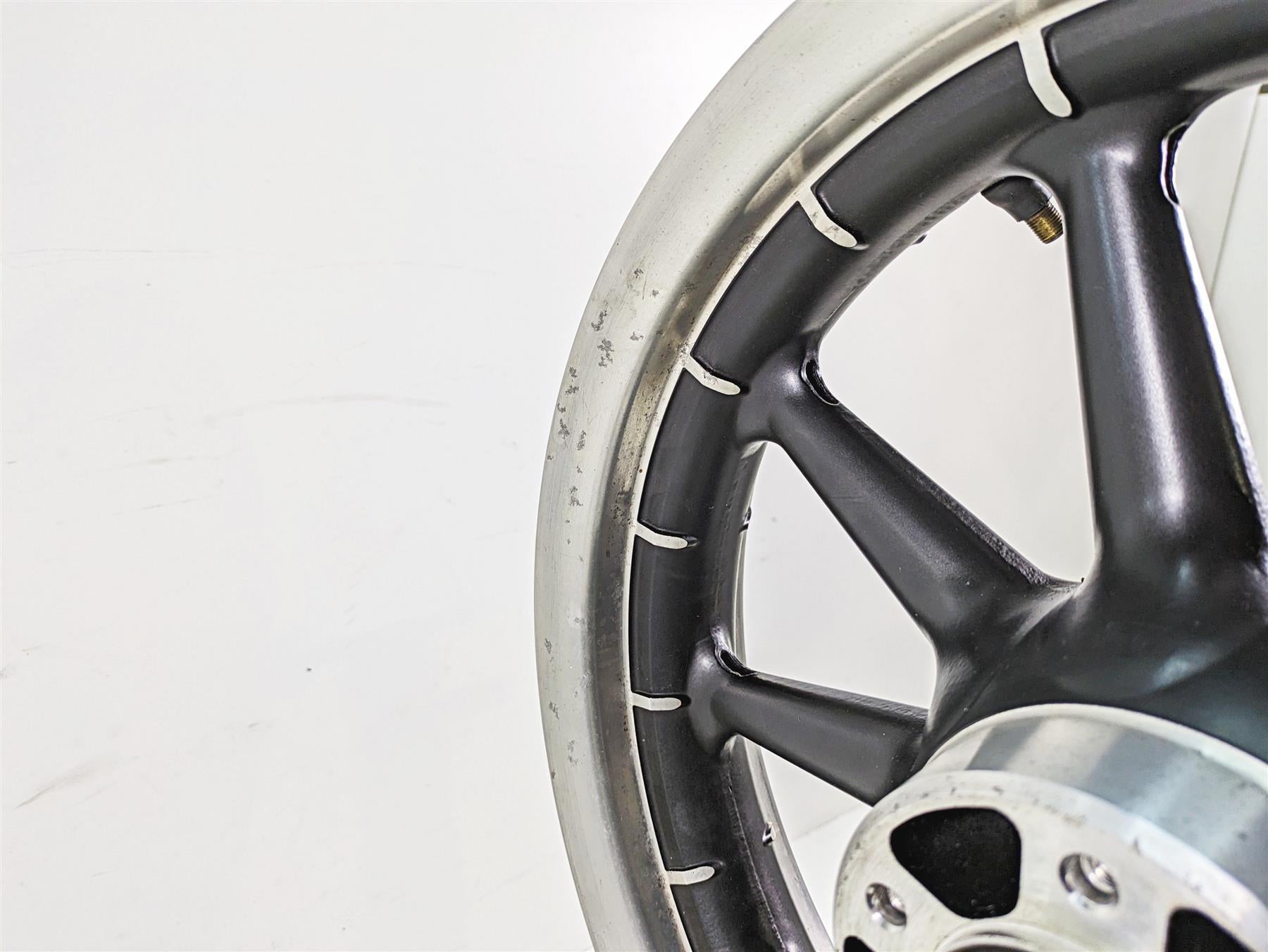 2006 Harley Touring FLHTCUI Electra Glide 9 Spoke Front Wheel Rim 16x3 43493-00 {{ shop.shopifyCountryName }} - Mototech271