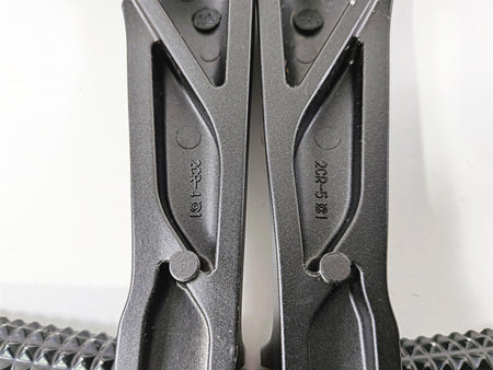 2016 Yamaha YZF R1 RN32 Rear Passenger Foot Peg Set 2CR-2741L-00-00 2CR-2742L-00 {{ shop.shopifyCountryName }} - Mototech271