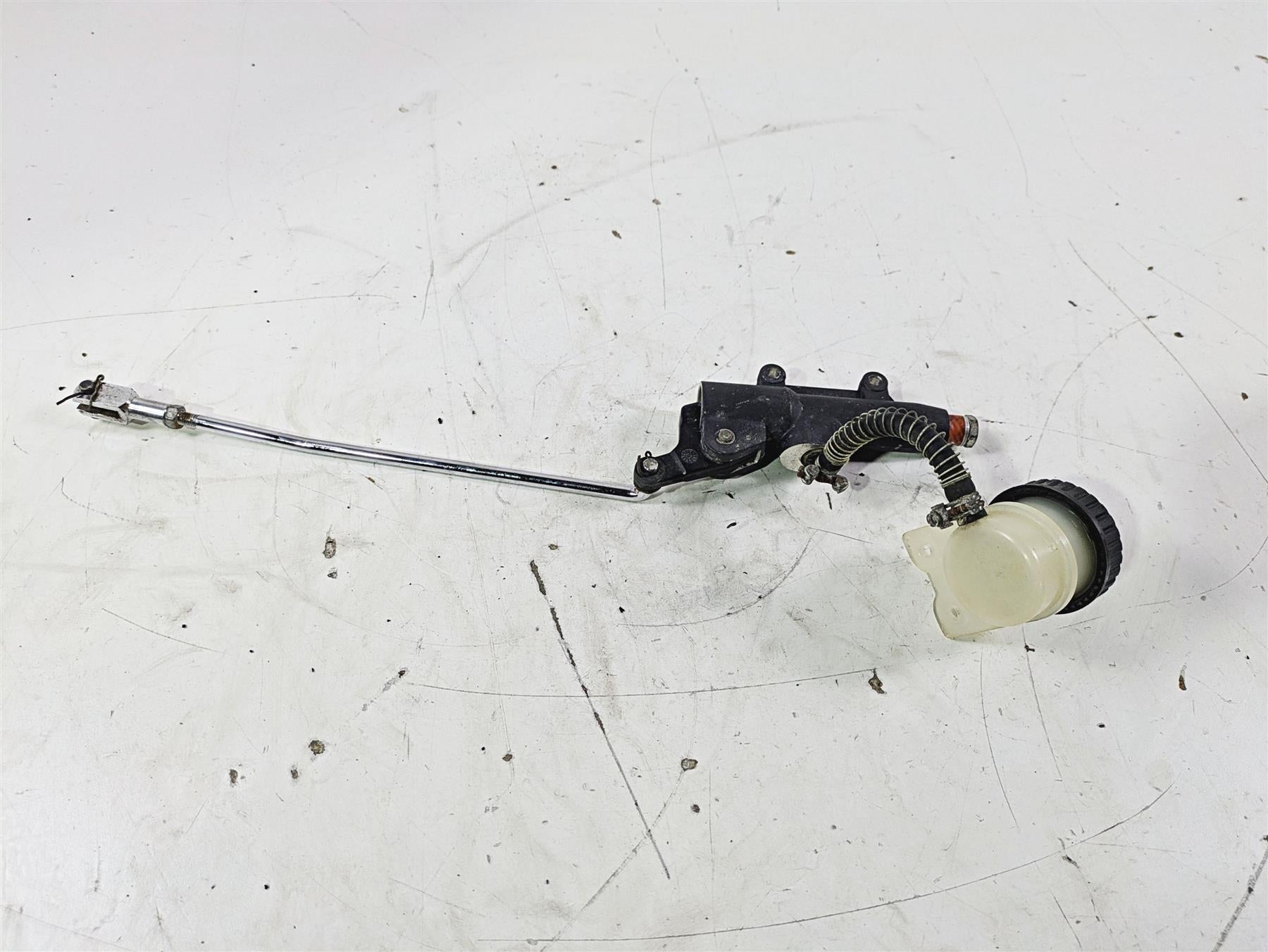 1998 Moto Guzzi California 1100 EV Rear Brembo Brake Master Cylinder GU31666990 {{ shop.shopifyCountryName }} - Mototech271