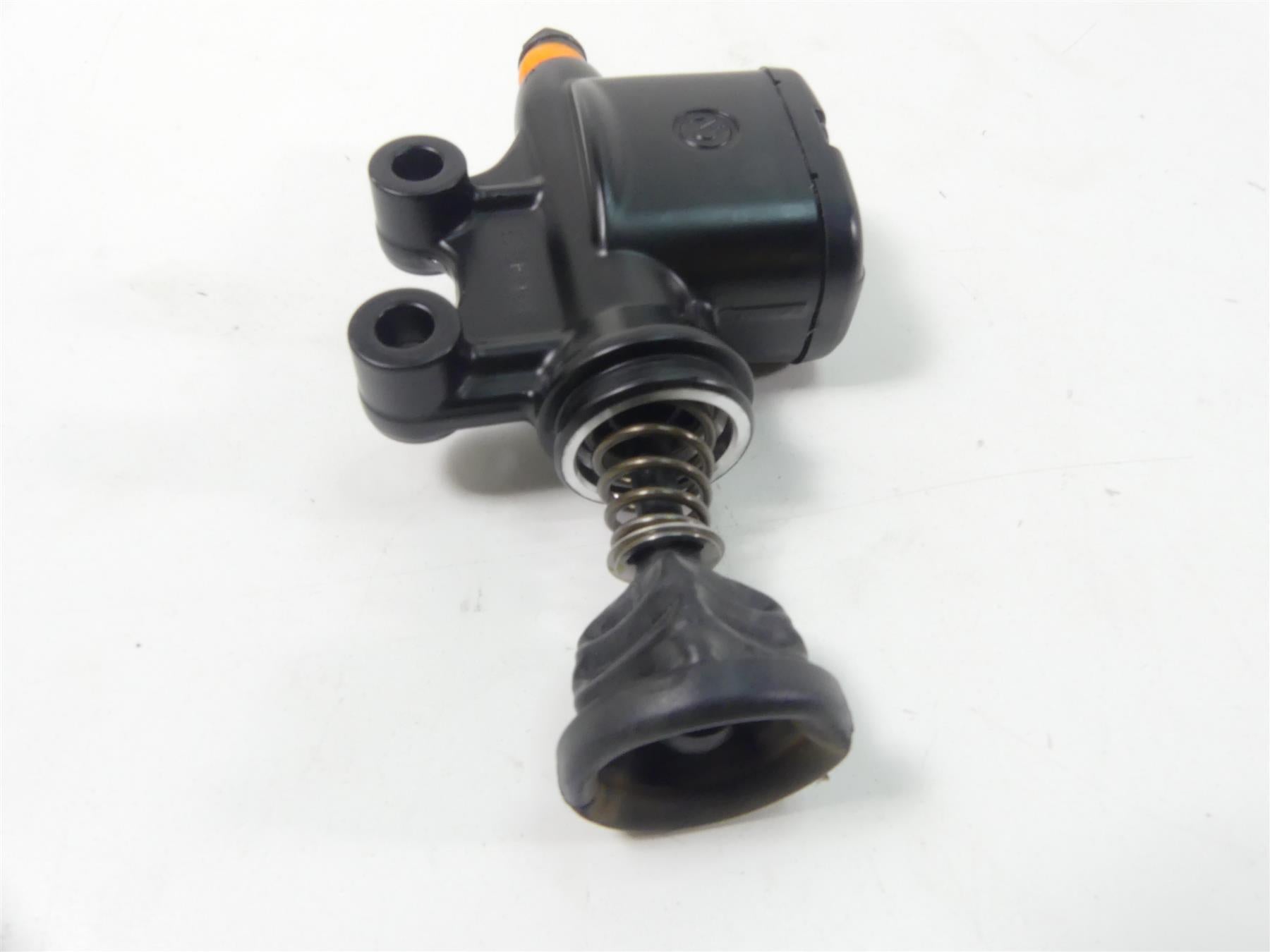2014 Harley Touring FLHTK Electra Glide Rear Brake Master Cylinder 41700028A {{ shop.shopifyCountryName }} - Mototech271