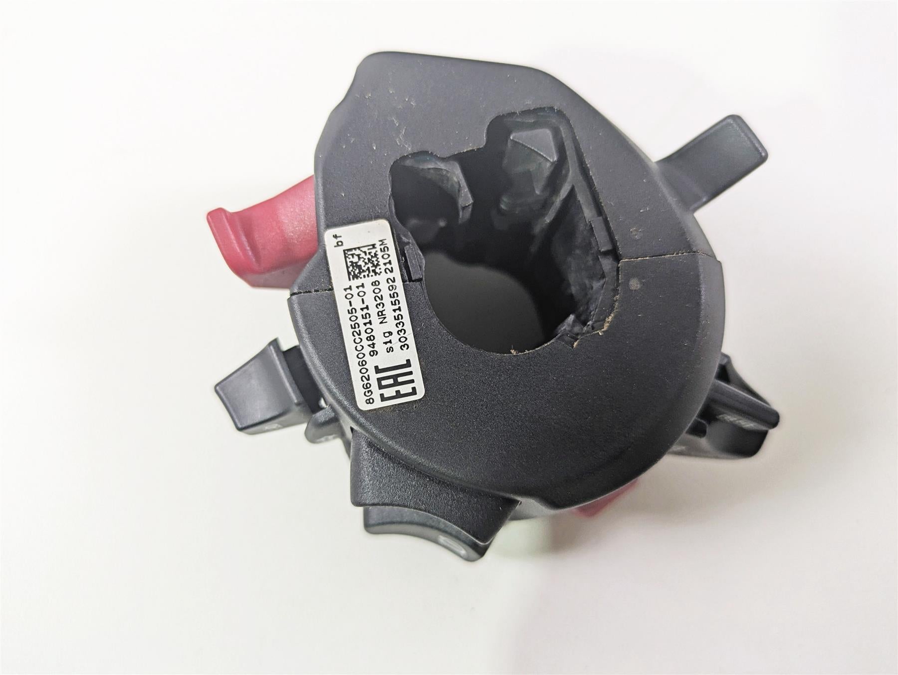 2022 BMW RnineT Pure K22 Left Hand Cruise Blinker Control Switch 61319480151 {{ shop.shopifyCountryName }} - Mototech271