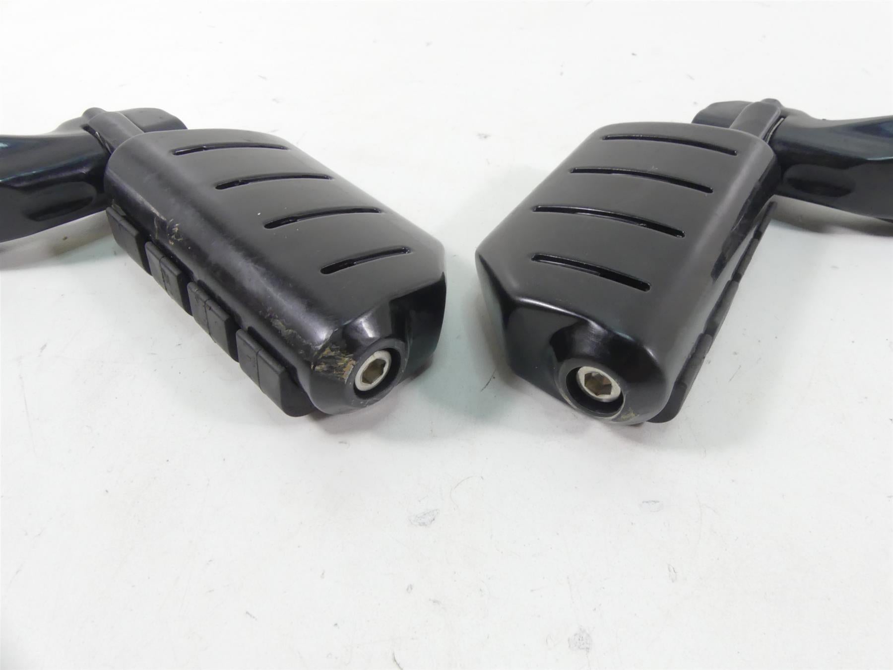 2007 Yamaha XVS1300 V-Star Black Adjustable Highway Bar Foot Peg Rests {{ shop.shopifyCountryName }} - Mototech271