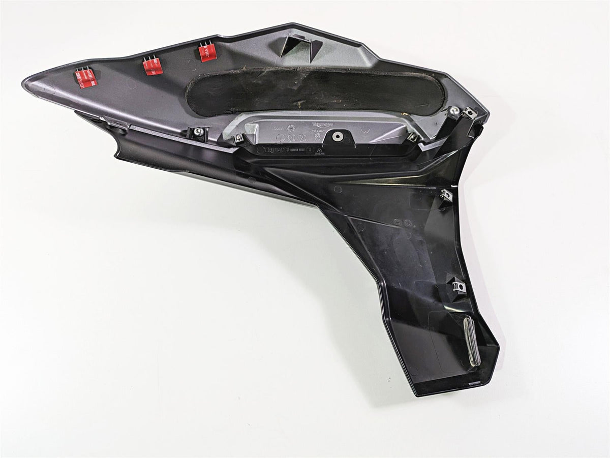 2015 Triumph Tiger Explorer XC Right Main Tank Fairing Cover Set T2304407 {{ shop.shopifyCountryName }} - Mototech271