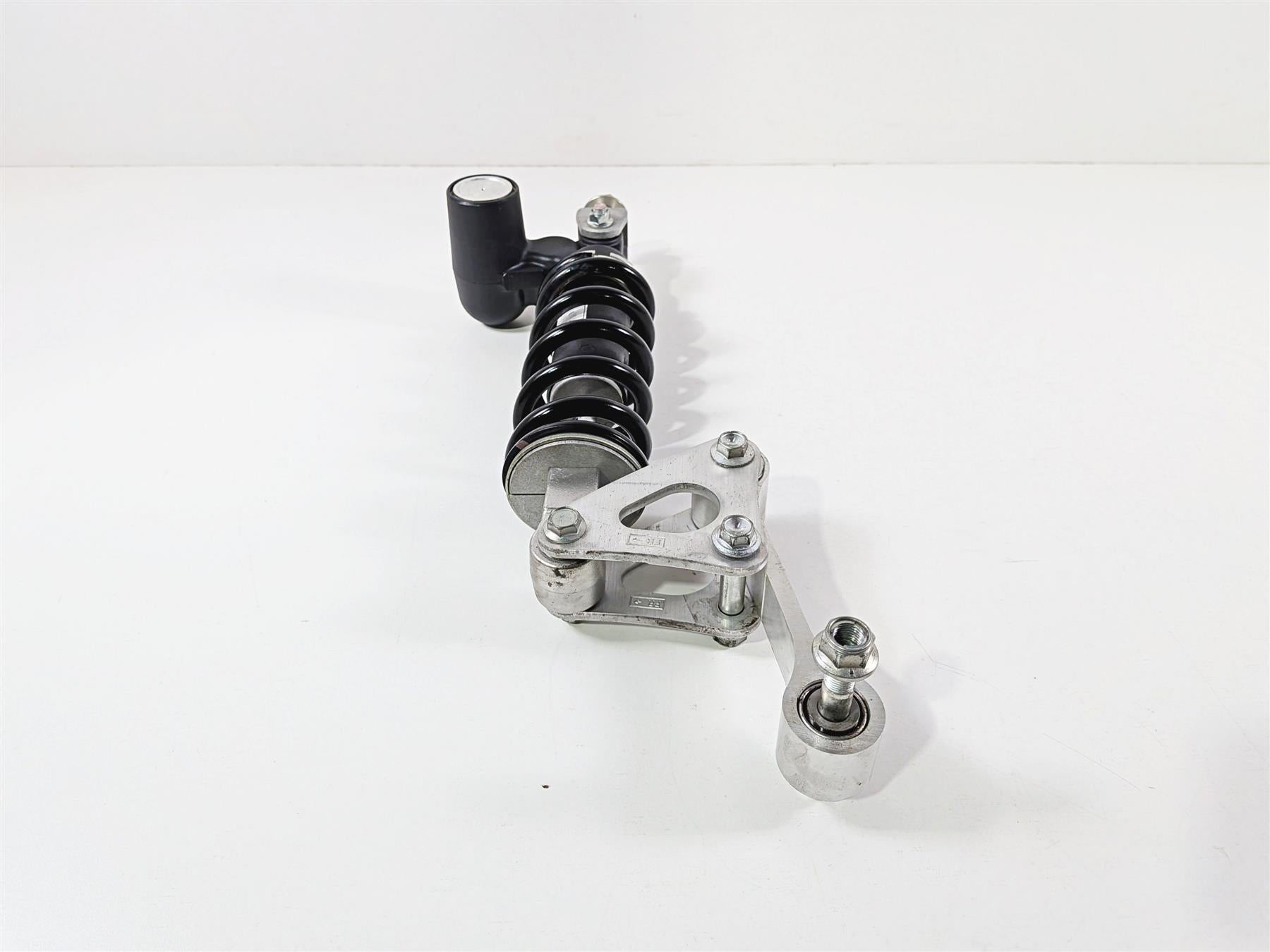 2024 Suzuki GSXR 600 Rear Shock Suspension Damper Black Spring 62100-14851-019 {{ shop.shopifyCountryName }} - Mototech271