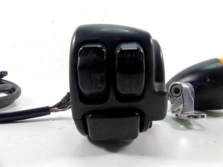 2011 Harley Softail FXS Blackline Right Control Switch + Blinker - Read 72952-11 {{ shop.shopifyCountryName }} - Mototech271
