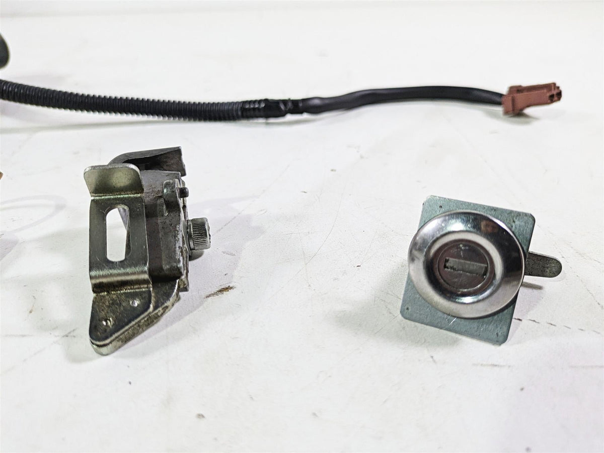 2008 Honda CBR1000RR SC59 Ignition Switch Key Lock Tank Cap Set 35010-MFL-670 {{ shop.shopifyCountryName }} - Mototech271
