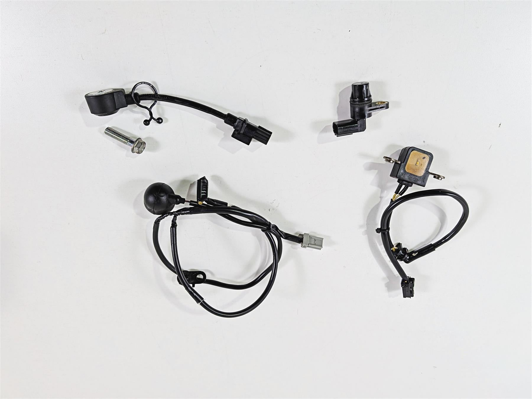 2017 Honda CBR600RR PC40 Knock Timing Crank Position Oil Pressure Sensor Set {{ shop.shopifyCountryName }} - Mototech271