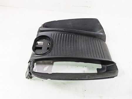 2013 Harley VRSCF Muscle Rod Radiator Center Cover Fairing 26826-09 {{ shop.shopifyCountryName }} - Mototech271