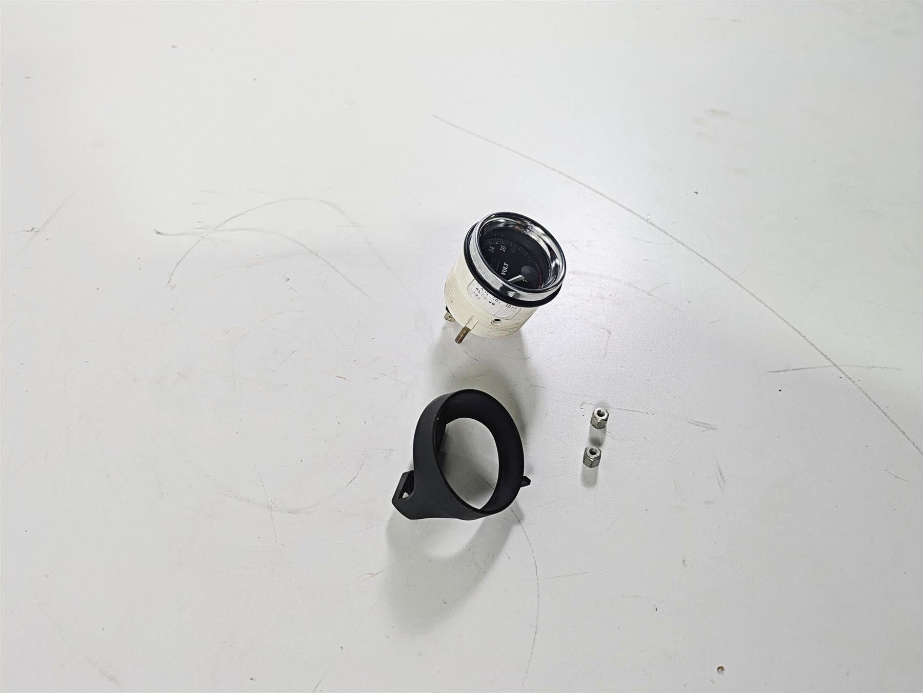 1996 Harley Touring FLHTCUI Electra Glide Volt Voltage Meter Gauge 74526-96C {{ shop.shopifyCountryName }} - Mototech271