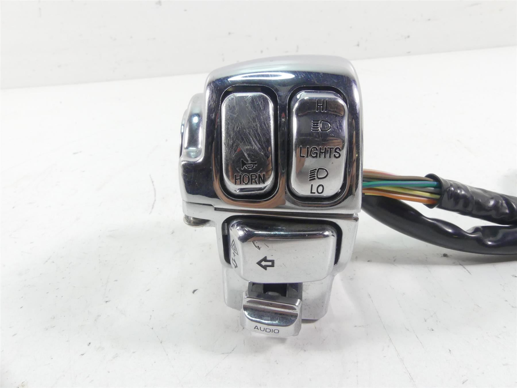 2005 Harley Touring CVO FLHTC SE Electra Glide Left Control Switch 71597-96B {{ shop.shopifyCountryName }} - Mototech271