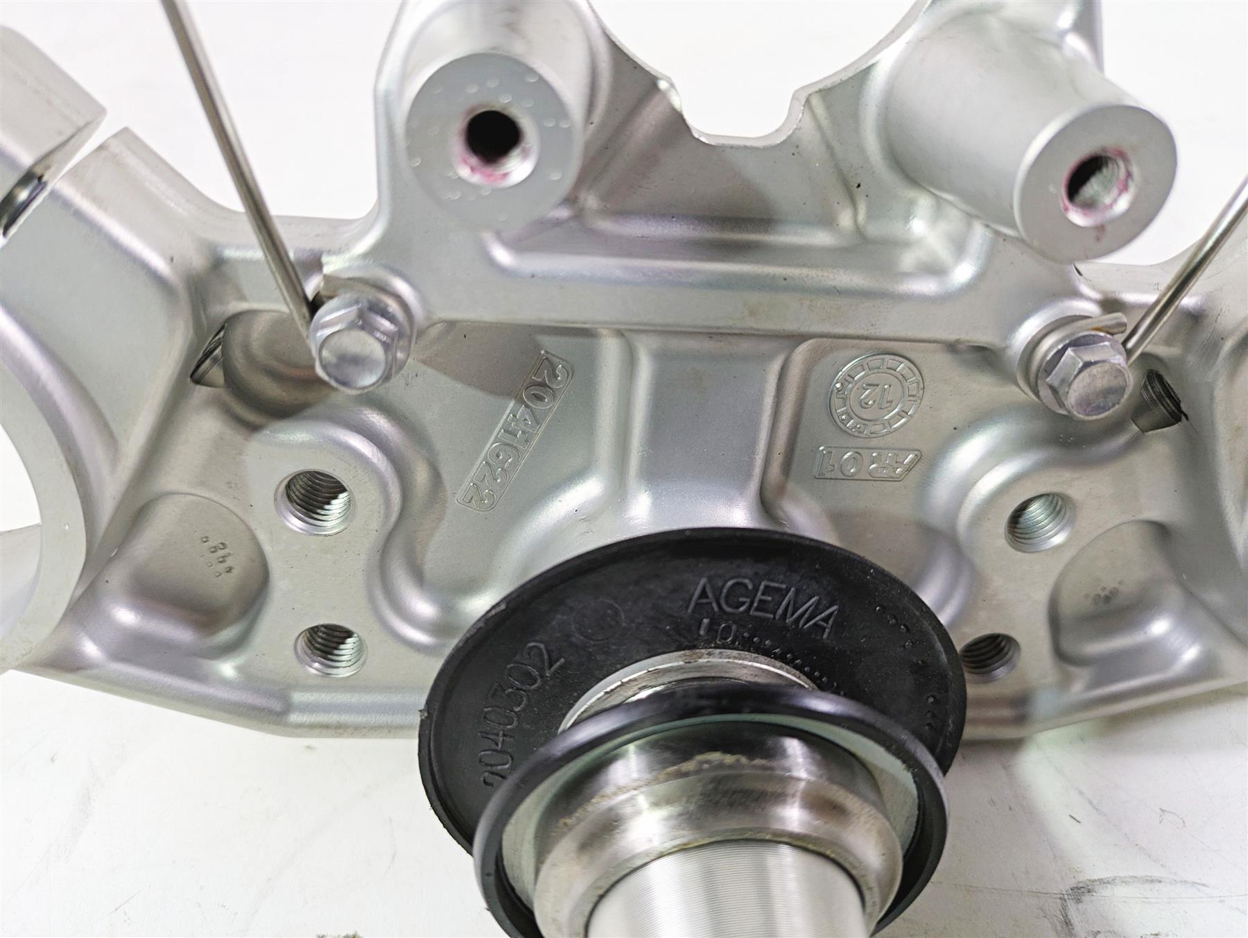 2013 Triumph Tiger 1215 Explorer Lower Upper Triple Tree Set T2041550 T2041622 {{ shop.shopifyCountryName }} - Mototech271